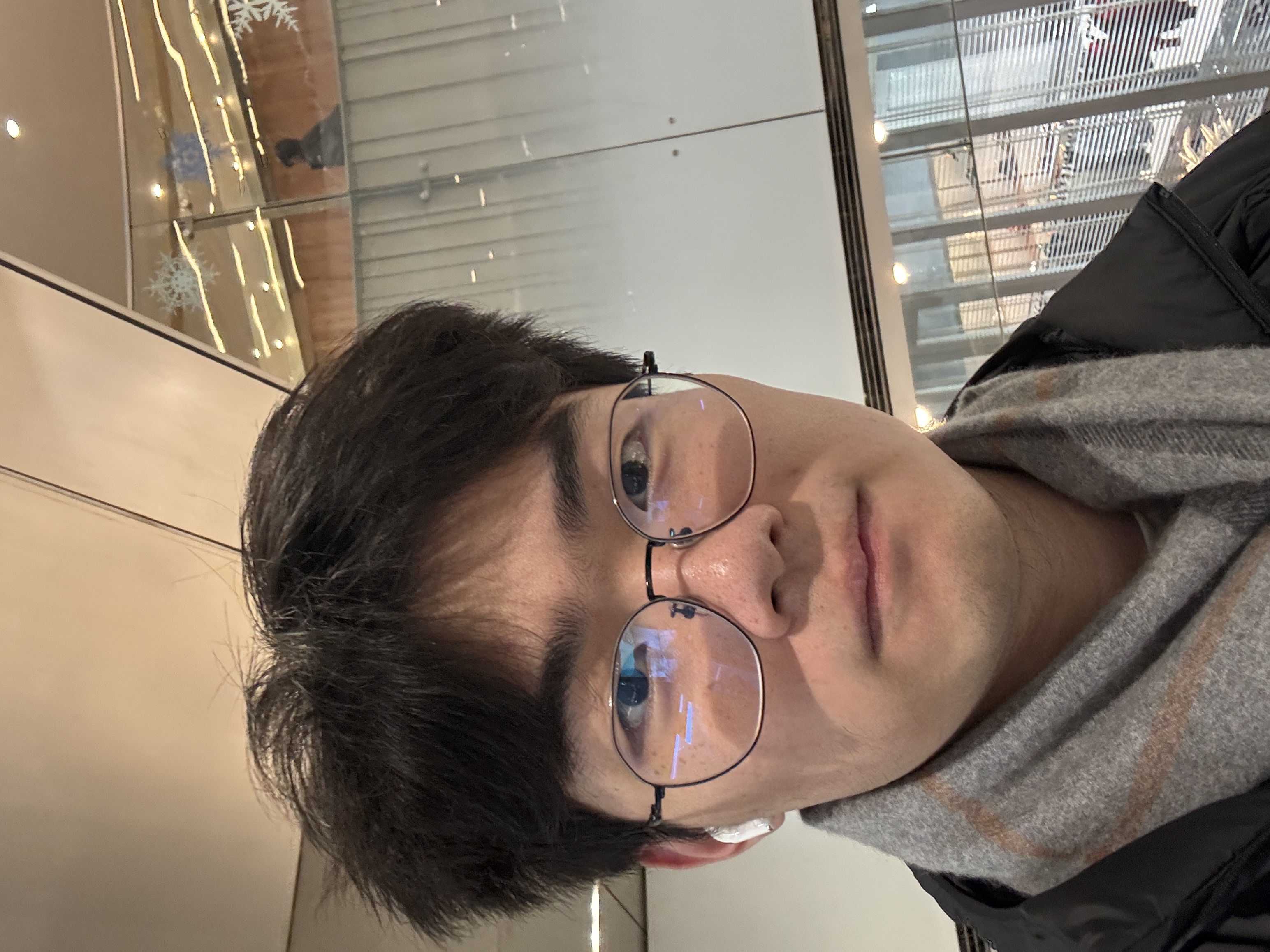 Zhihan Cen